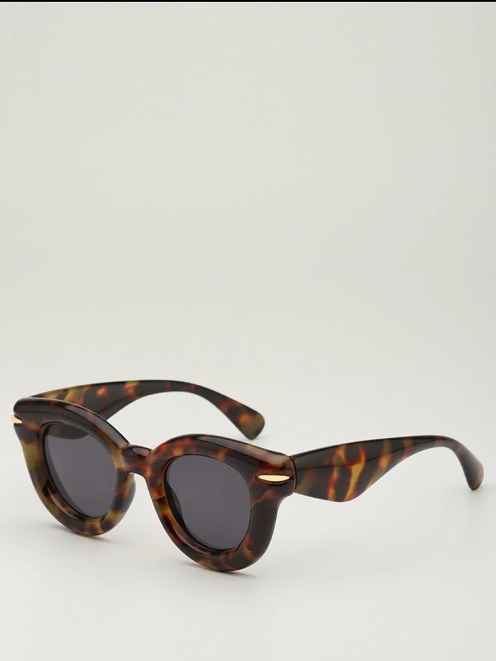 Black Oversized Cat-Eye Sunglasses - Women Accessories